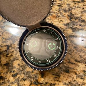 Lv earpod headphones